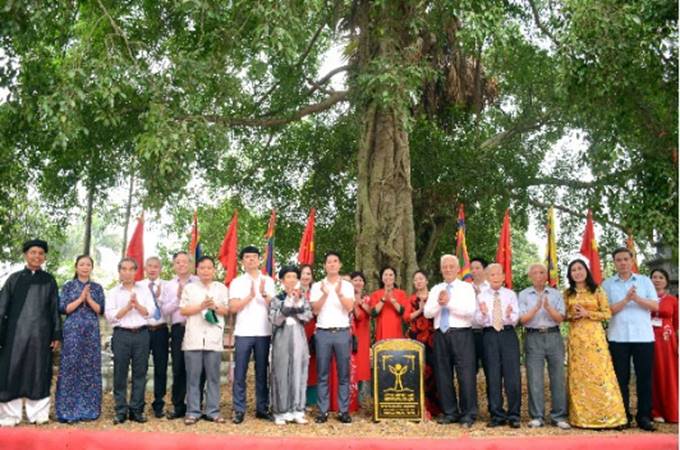 Tâm[-]sự[-]của[-]GS.TSKH[-]Đặng[-]Huy[-]Huỳnh[-]nhân[-]15[-]năm[-]Sự[-]kiện[-]Bảo[-]tồn[-]Cây[-]Di[-]sản[-]Việt[-]Nam[-]